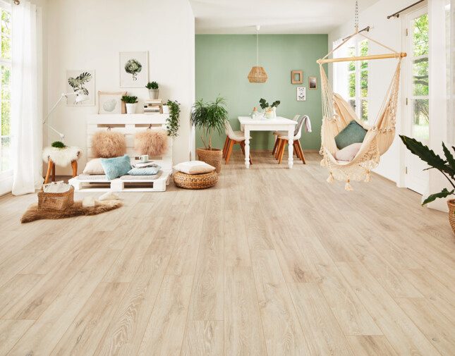 Wooden / Laminate